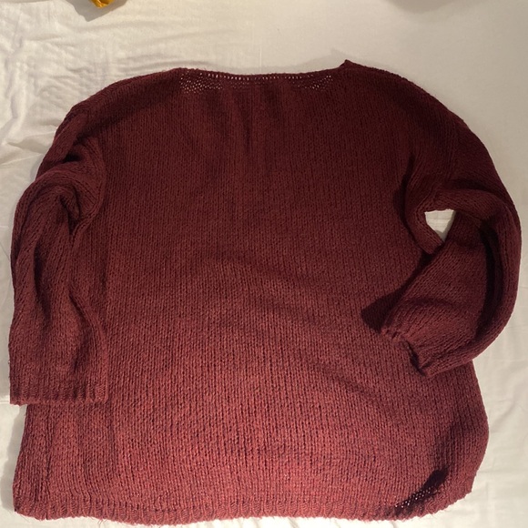 Red sweater - Picture 2 of 2